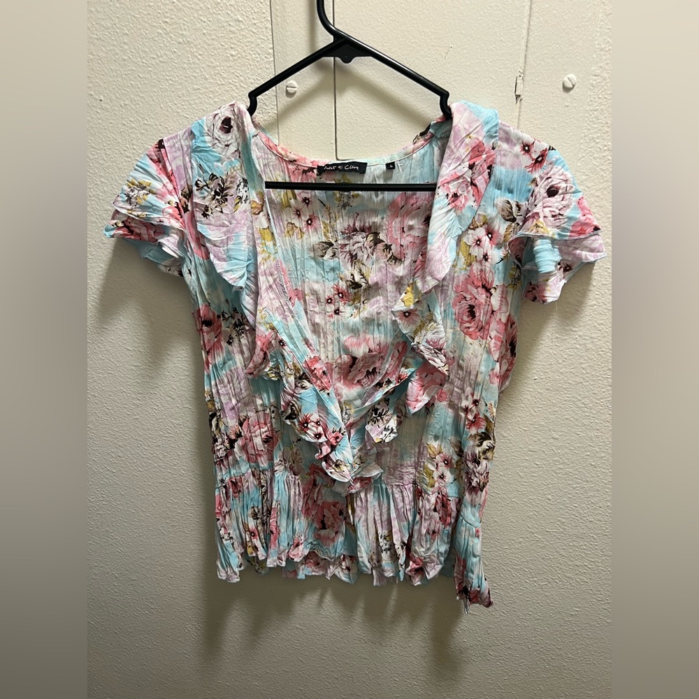 Violet & Claire Women’s shirt